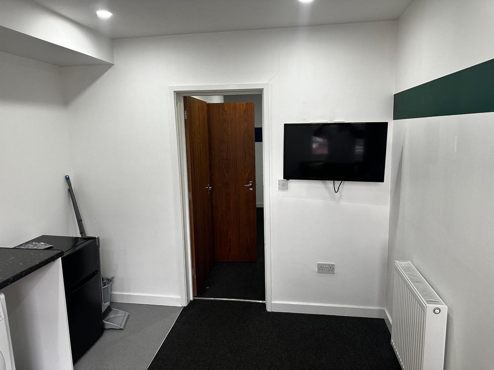 Апартаменты Cozzy Haven Two Min From Train Station Лестер Экстерьер фото